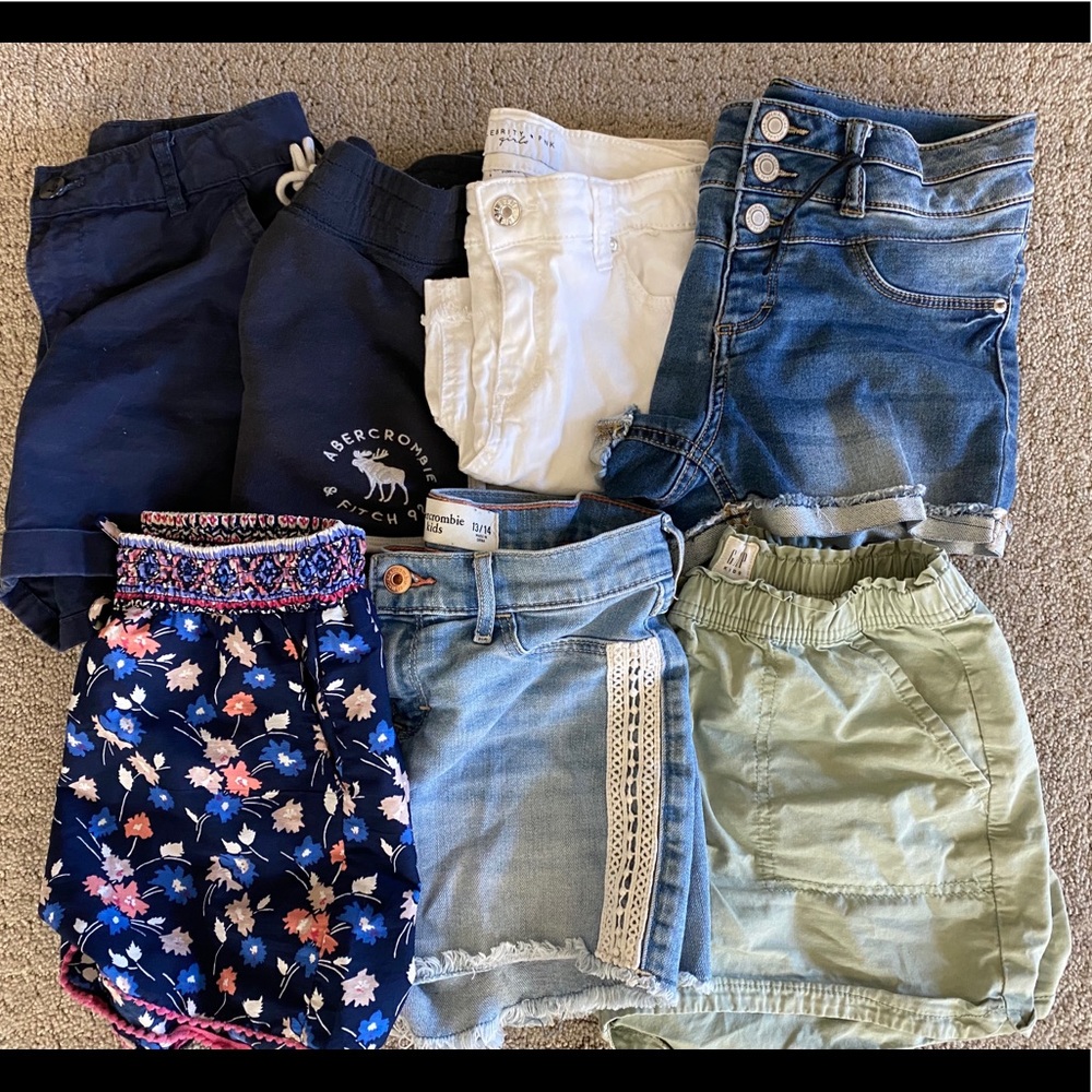 Lot of seven girls shorts size 12-14
